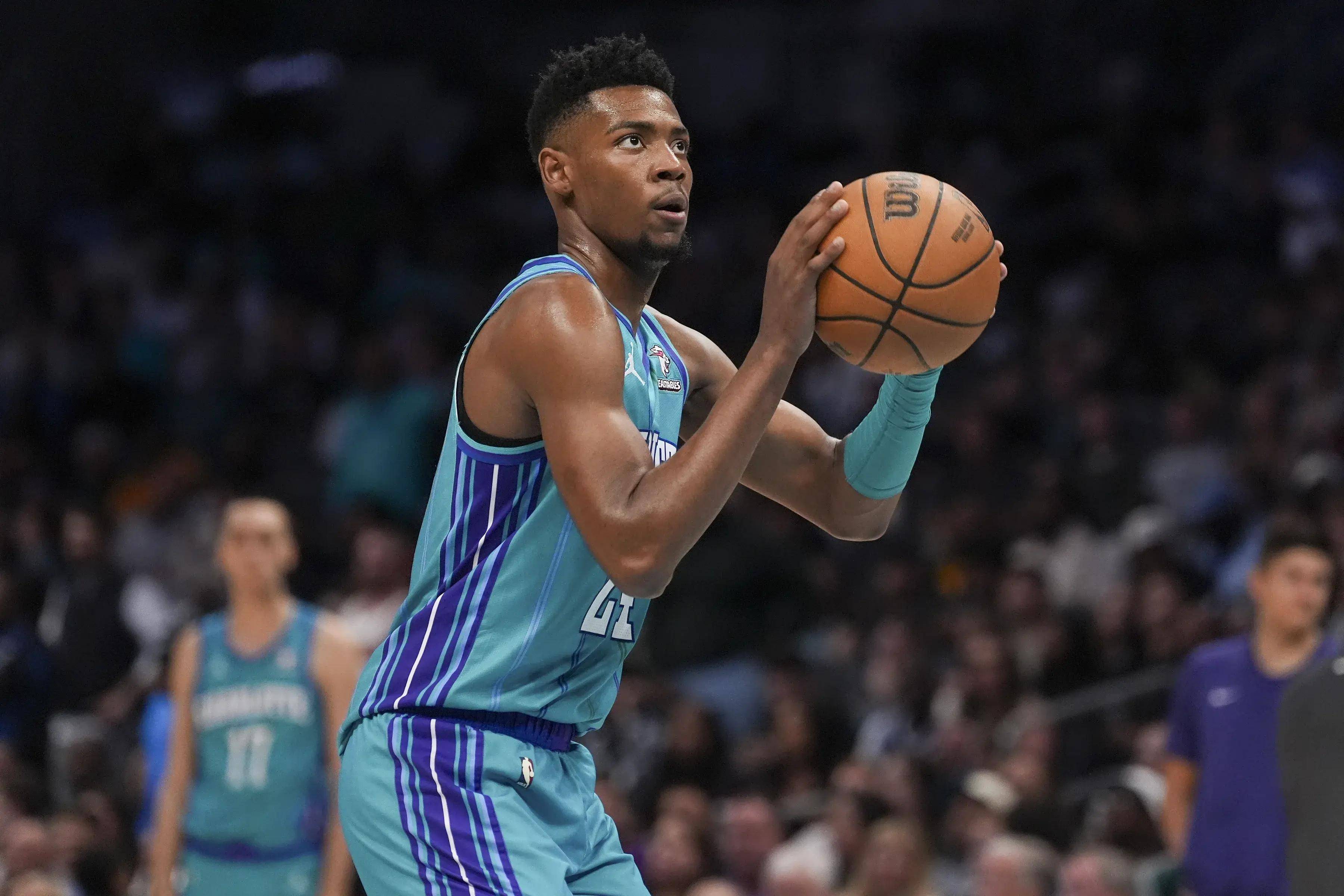 PG电子官方-雄鹿大胜黄蜂再添一胜