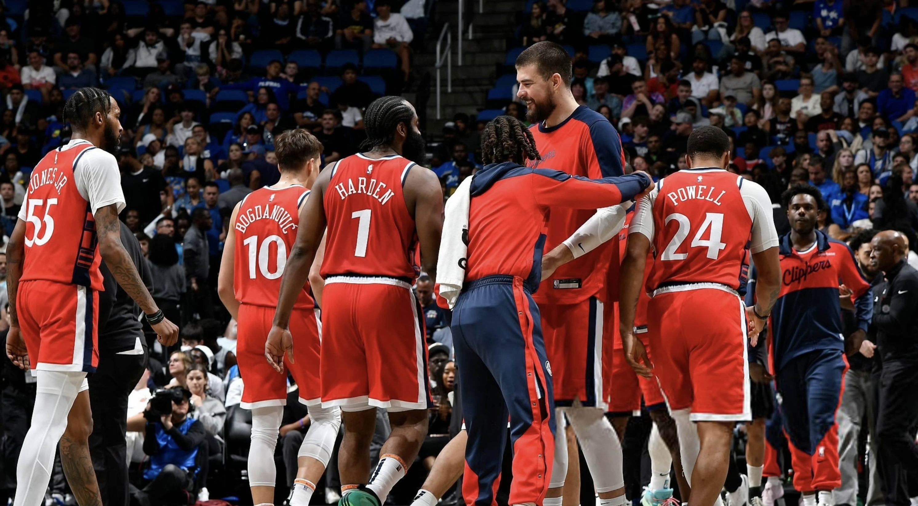 PG电子线上登入-快船击败湖人:乔治绝杀带走胜利