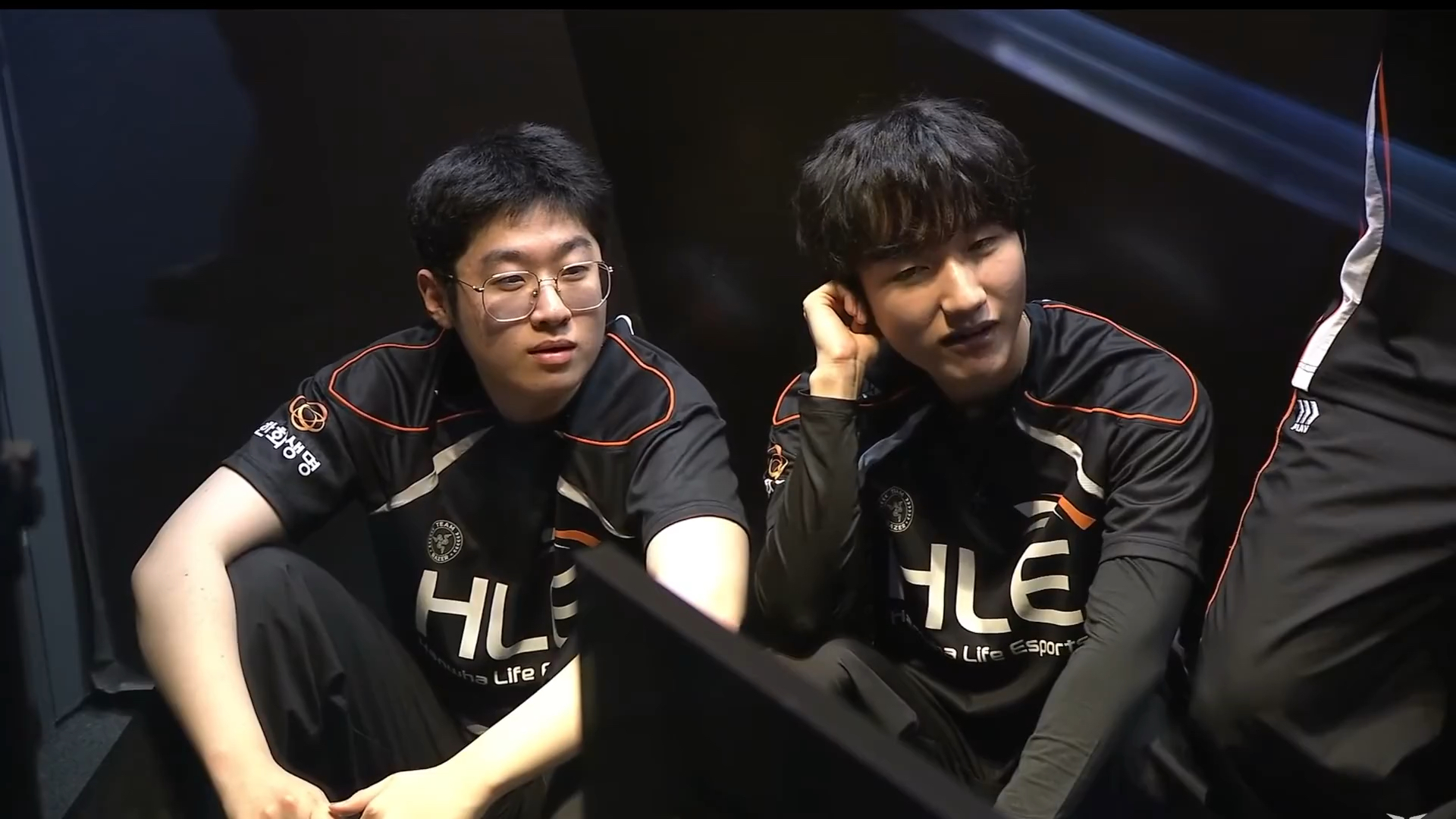 PG平台-IG轻取BRO，Peanut单局斩获MVP宿敌对决淘汰赛，留下经典瞬间的简单介绍