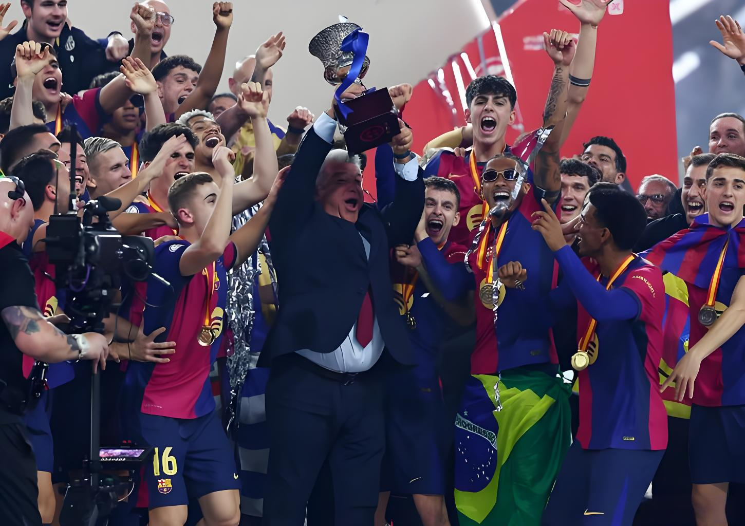 PG Soft Gaming-巴塞罗那客场逼平对手，积分榜上升