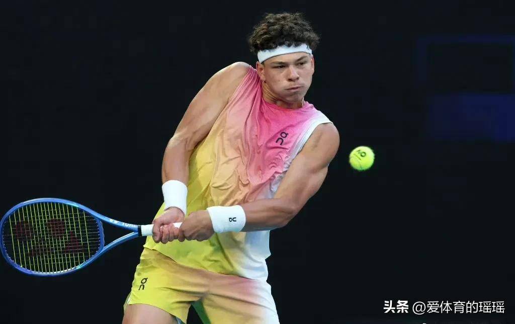 PG在线网站-澳大利亚网球队完胜美国网球队，兹维列夫统治全场的简单介绍